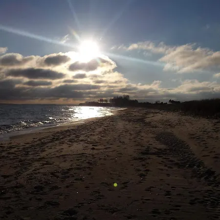 5 Person In Sydals-by Traum *