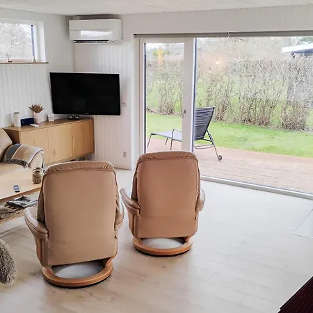 5 Person In Sydals-by Traum Nedre Lysabild