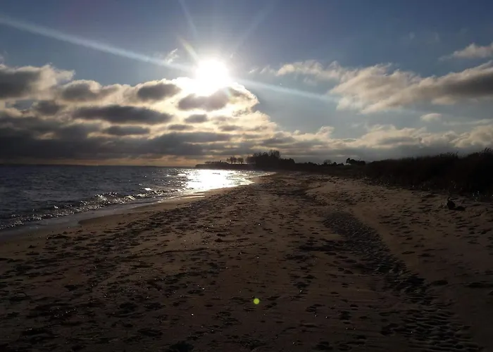 5 Person In Sydals-by Traum *