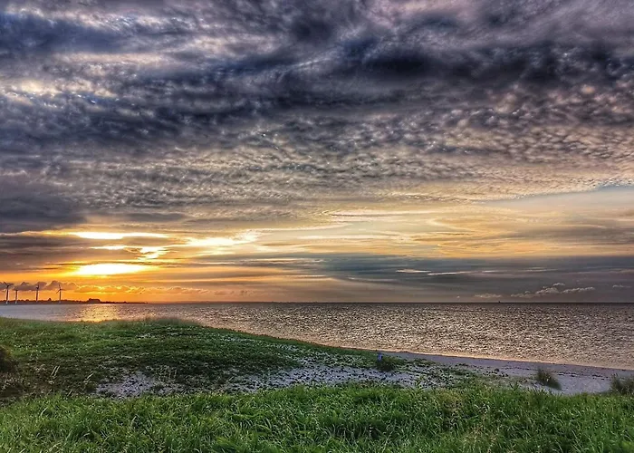 5 Person In Sydals-by Traum